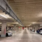 公寓 555 New & Fully Equipped With Free Garage