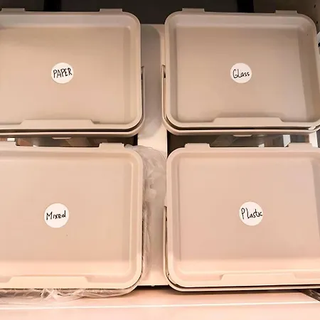 555 New & Fully Equipped With Free Garage Pressburg