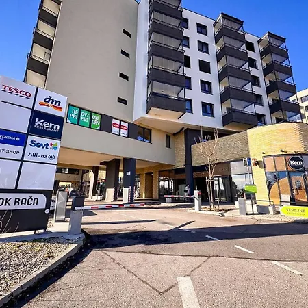 555 New & Fully Equipped With Free Garage Bratislava