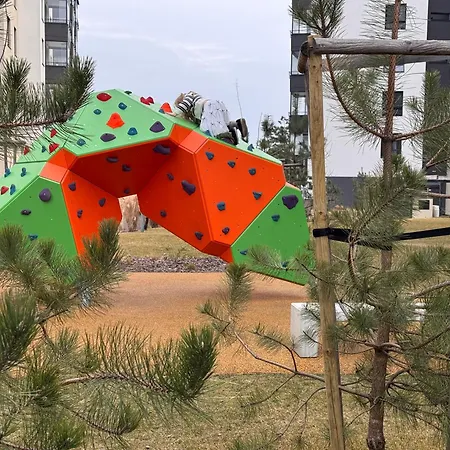 555 New & Fully Equipped With Free Garage