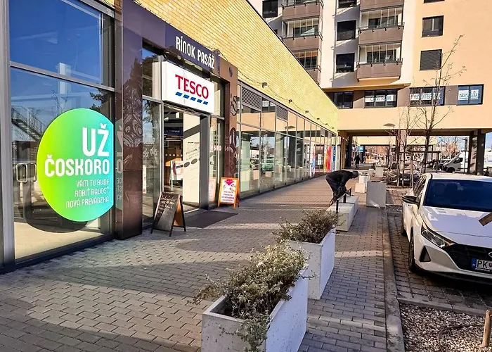 Appartamento 555 New & Fully Equipped With Free Garage Bratislava