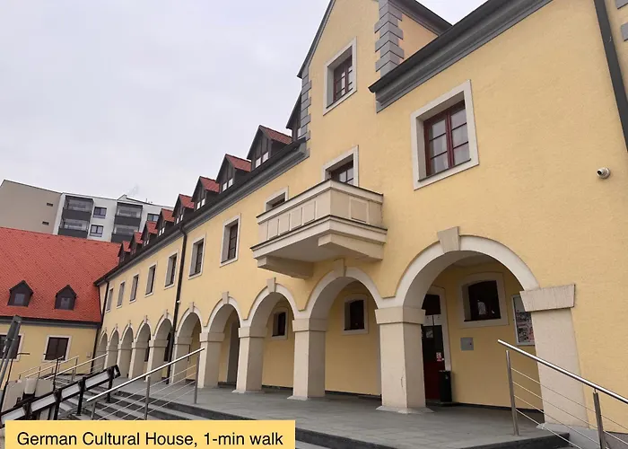 555 New & Fully Equipped With Free Garage Appartement Bratislava