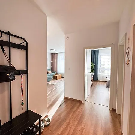 Апартаменты 555 New & Fully Equipped With Free Garage *